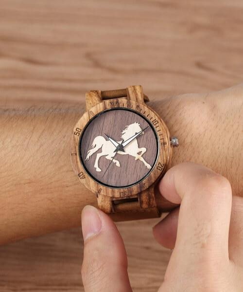 MONTRE EN BOIS HOMME ET FEMME Cheval - Bois Eden